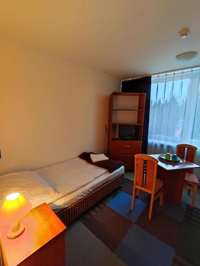 Plonia Economy Hostel Szczecin Kültér fotó