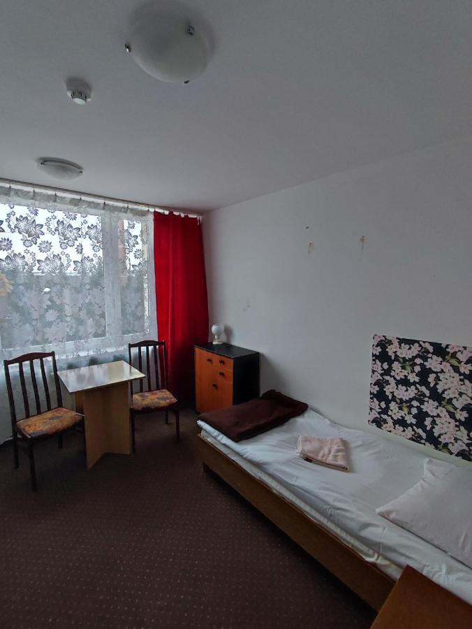 Plonia Economy Hostel Szczecin Kültér fotó